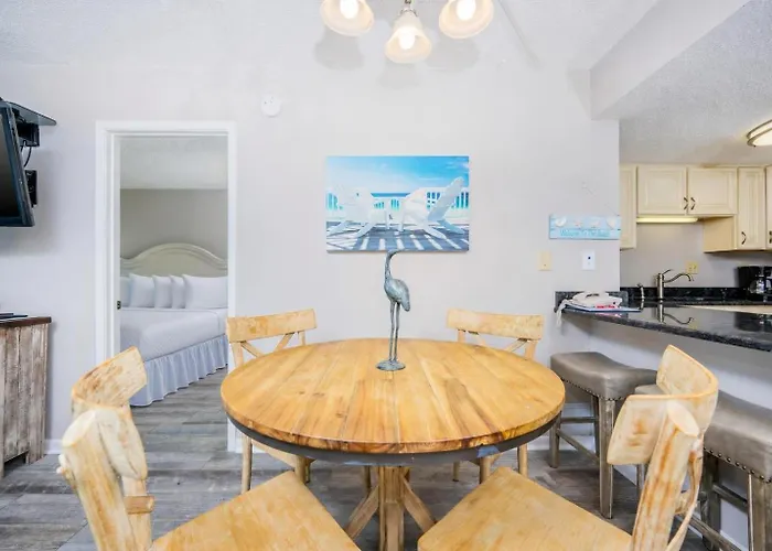 Apartment Island Sunrise 663
