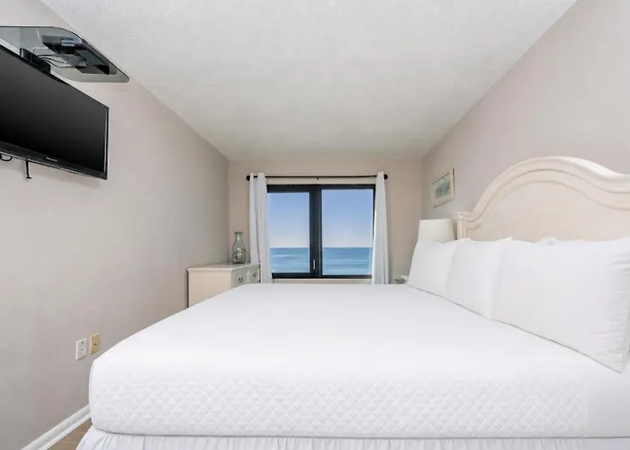 Island Sunrise 663 Apartment